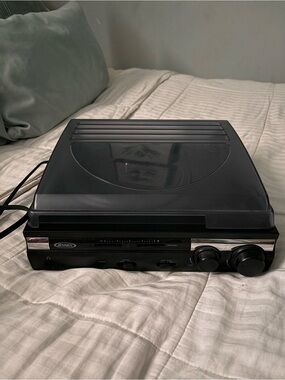 Jensen Black Portable Turntable with Built-In Controls